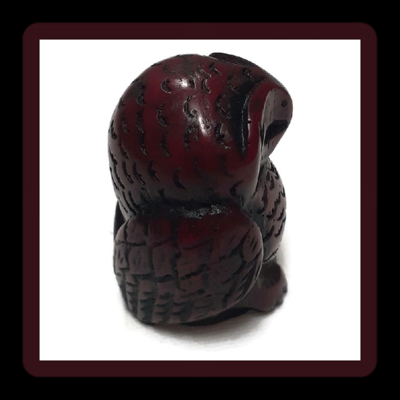 Small resin owl statue ~ 1.5 inches tall - Picture 4 of 7